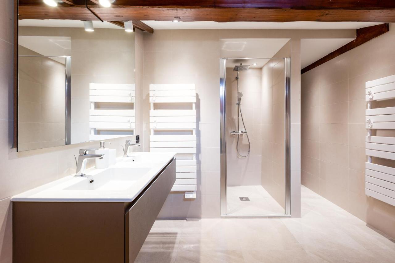 Chalet Les Praz - 280Sqm - Sauna Cinema Fitness - 5 Bedrooms In Heart Of Les Praz - By Cozee Rentals Chamonix Exterior photo