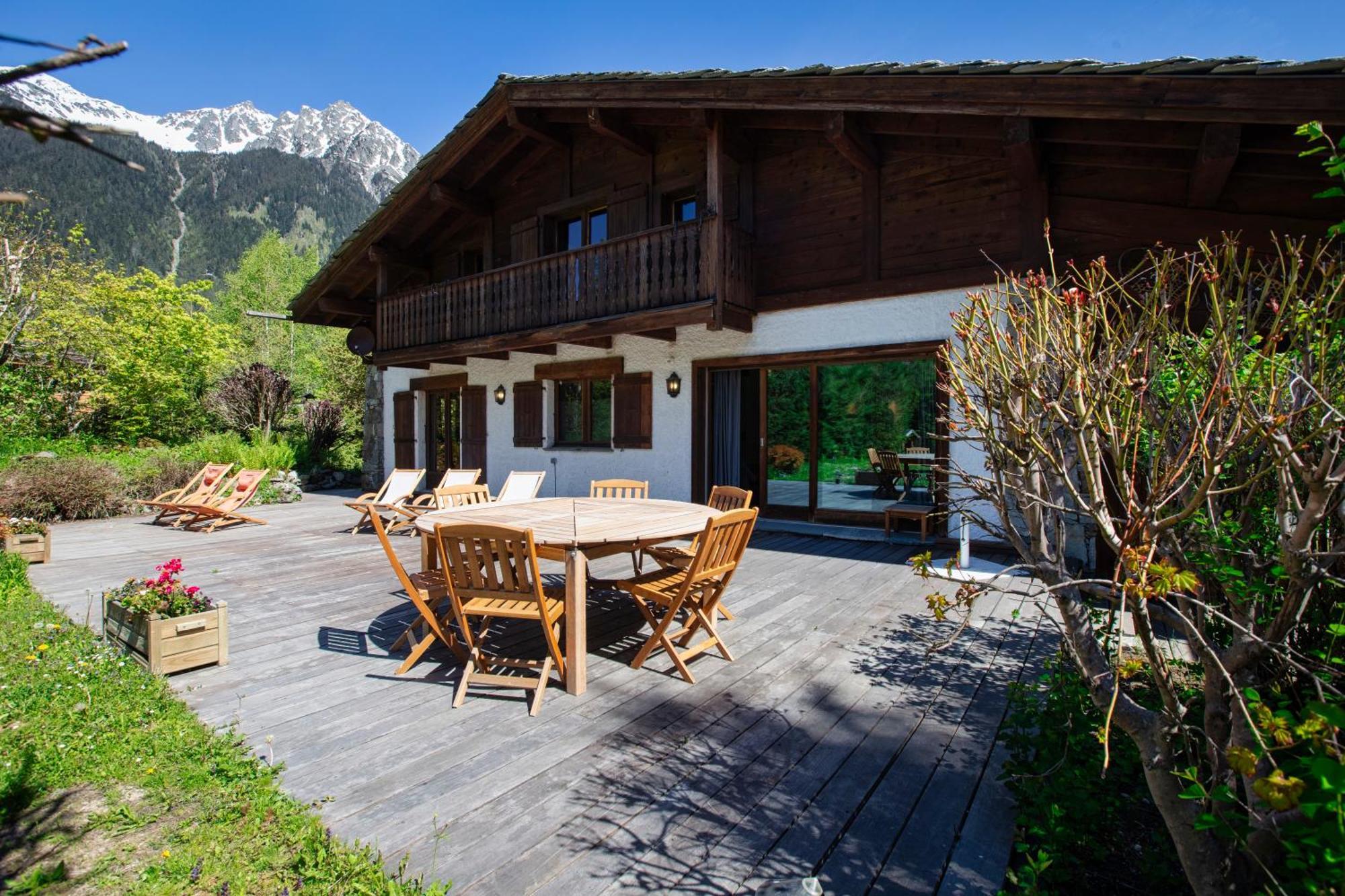Chalet Les Praz - 280Sqm - Sauna Cinema Fitness - 5 Bedrooms In Heart Of Les Praz - By Cozee Rentals Chamonix Exterior photo